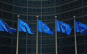 Iran, European Powers Struggle to Reach Deal over Return of UN Sanctions