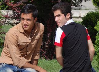 Iranian Jobs Go as U.S. Sanctions Start to Bite