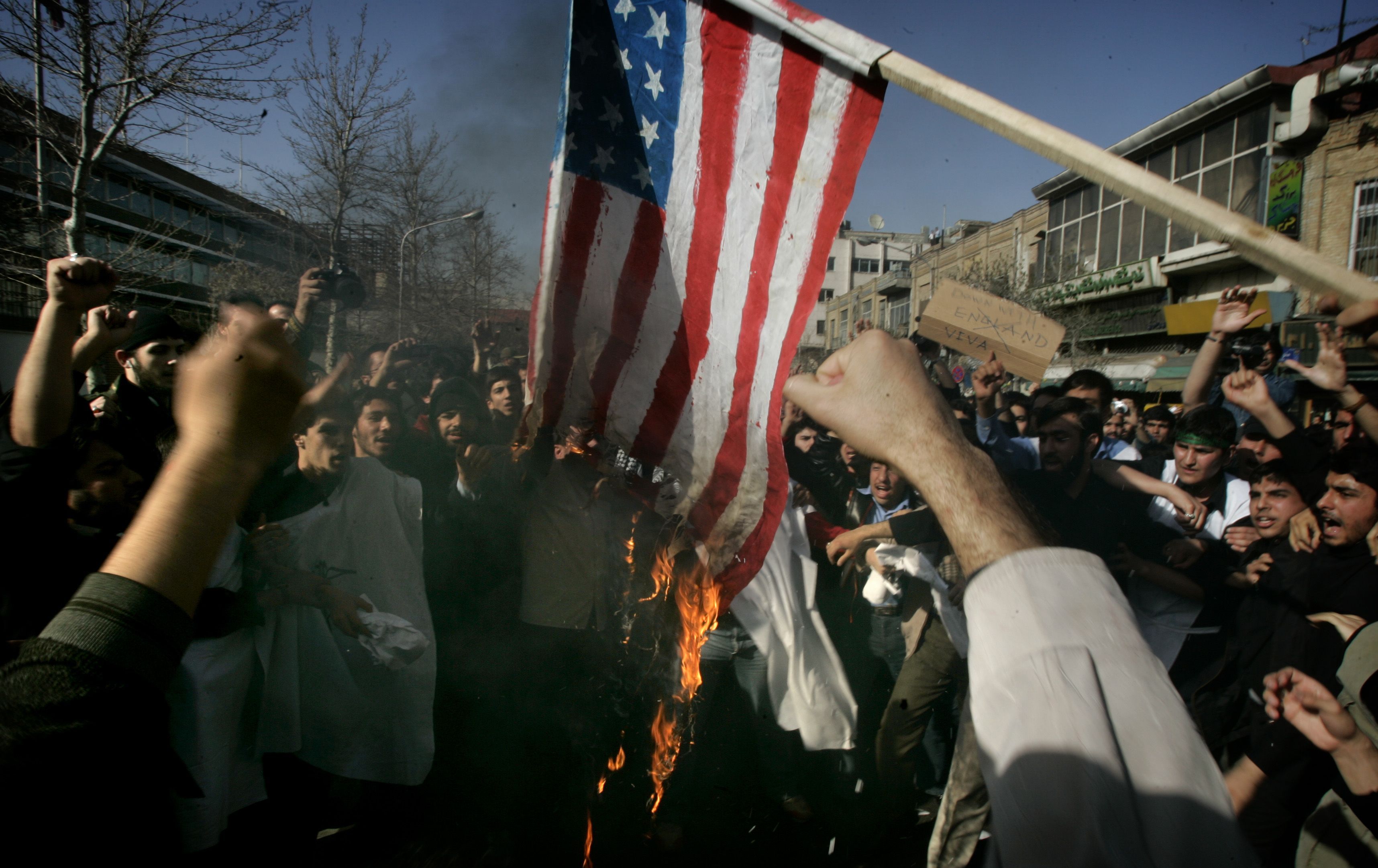 2006-02-26T120000Z_1851477971_RP3DSFDOSAAD_RTRMADP_3_IRAN-BRITAIN-PROTEST