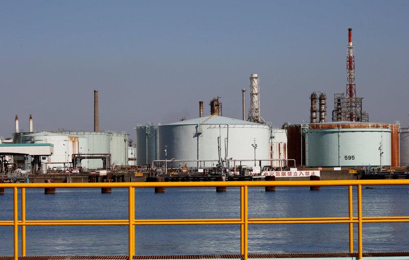 JAPAN REFINERY 8349202
