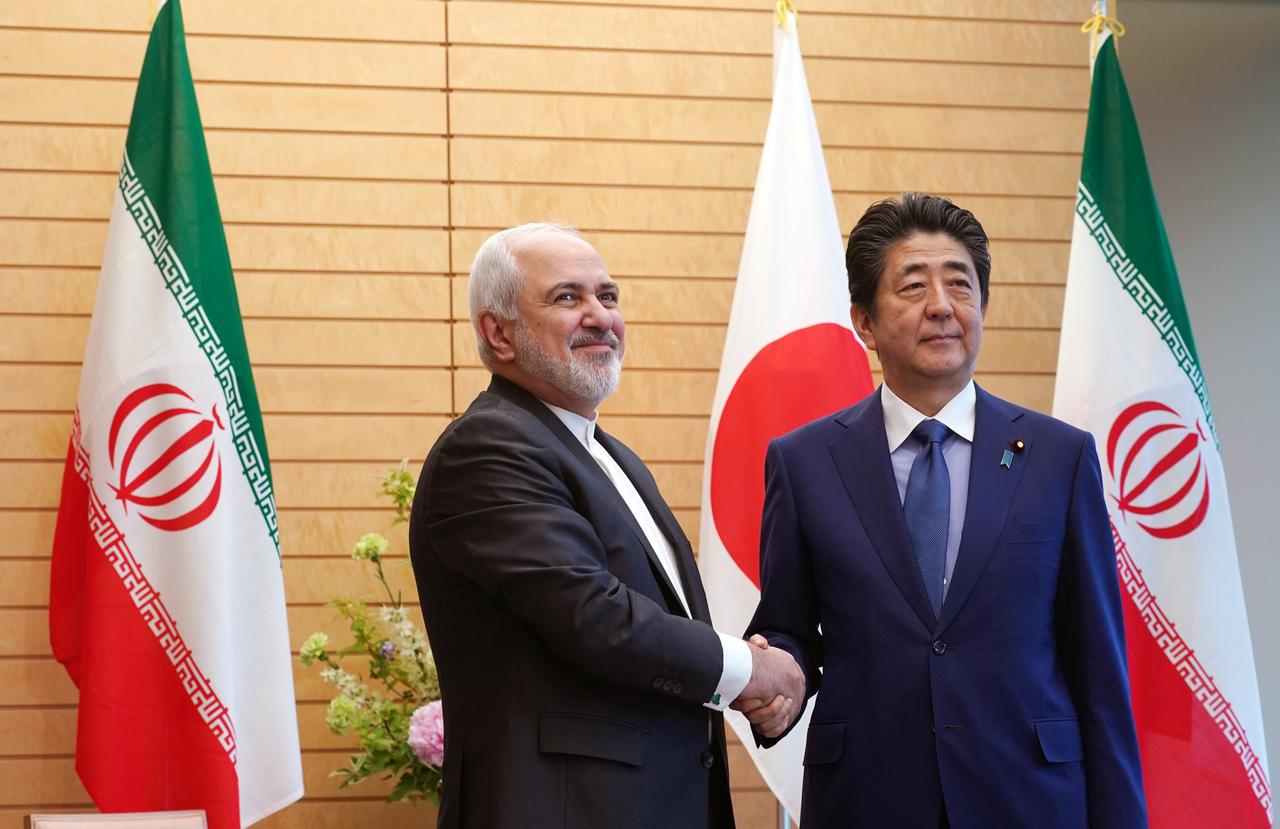 Премьер министр ирана. Иран Япония. Япония Иран подписали. Япония ва Тоҷикистон дипломатия. Иран Япония прогноз.