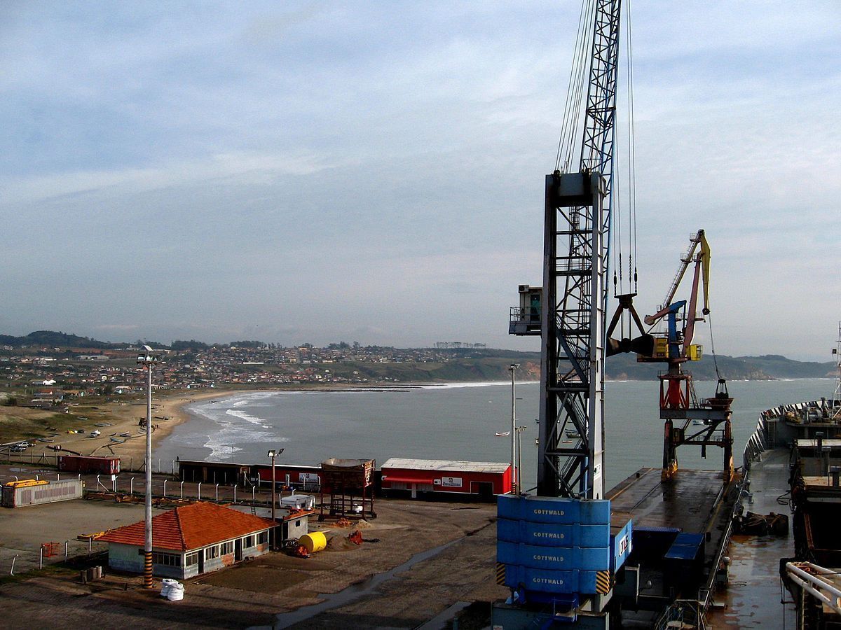 1200px-Porto_de_imbituba