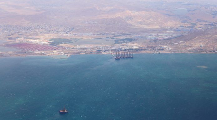 War With Islamic Republic Spreads to Red Sea and Caspian; Persian Gulf Quiet as U.S. Forgoes Strikes