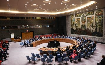 UN Sanctions on Iran Loom After Vote to Delay Fails