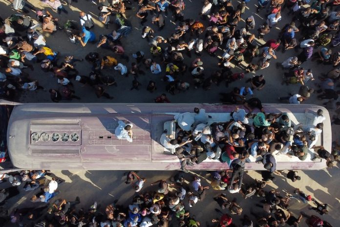 2025-10-13T161536Z_943631717_RC23BHAEXVXT_RTRMADP_3_ISRAEL-PALESTINIANS-GAZA