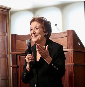 Georgetown Honors Iran’s First Minister for Women, Mahnaz Afkhami