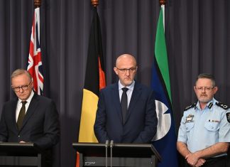 World Reacts to Deadly Shooting at Australia’s Bondi Beach