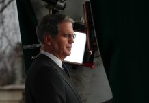 US ‘Fine’ With Some Ships Getting Through Strait of Hormuz, Bessent Says