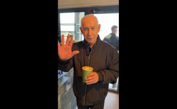 Netanyahu Posts Video in Response to Iran Rumours That He Is Dead