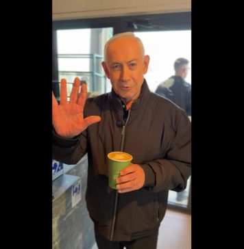 Netanyahu Posts Video in Response to Iran Rumours That He Is Dead