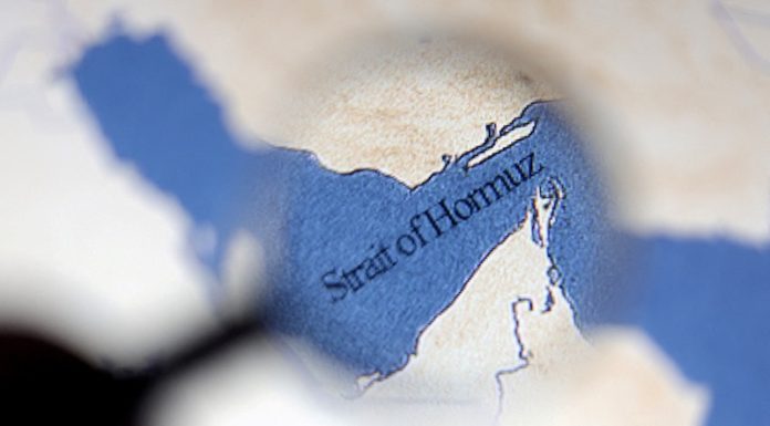 Iran, U.S. Make Competing Claims Over Control of Strait of Hormuz