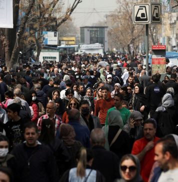 Fearing Economic Collapse After War, Iran Cracks Down on Dissent