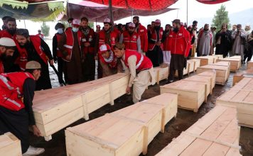 Pakistan, Afghanistan Trade Fire as Islamabad Prepares to Host US-Iran Talks