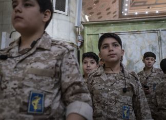 Iran’s Education System Is On the Verge of Collapse, Warns Teachers’ Council