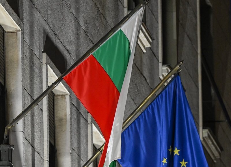 Iran Warns Bulgaria Against Aiding US Military Operations After Move to Station US Aircraft