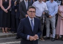 UK PM Burnham Approves Use of British Bases for Some US Strikes on Iran, Bloomberg News Reports
