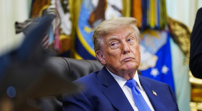 Trump Demands Islamic Republic Pay Compensation for Deaths as Hormuz Deal Hopes Fade