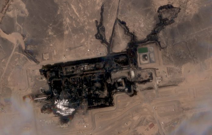 2026-10-15T125539Z_1823254939_RC243OA3FNEK_RTRMADP_3_IRAN-CRISIS-INFRASTRUCTURE-ATTACKS